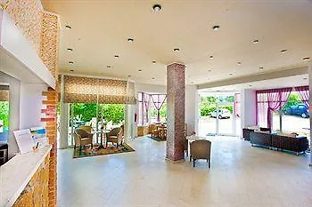 Pashos Hotel