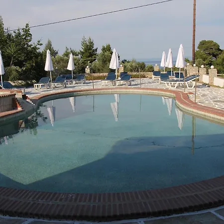 Hotel Pashos 3*