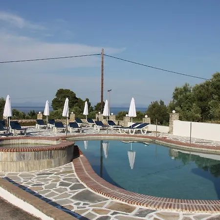 Hotel Pashos 3*